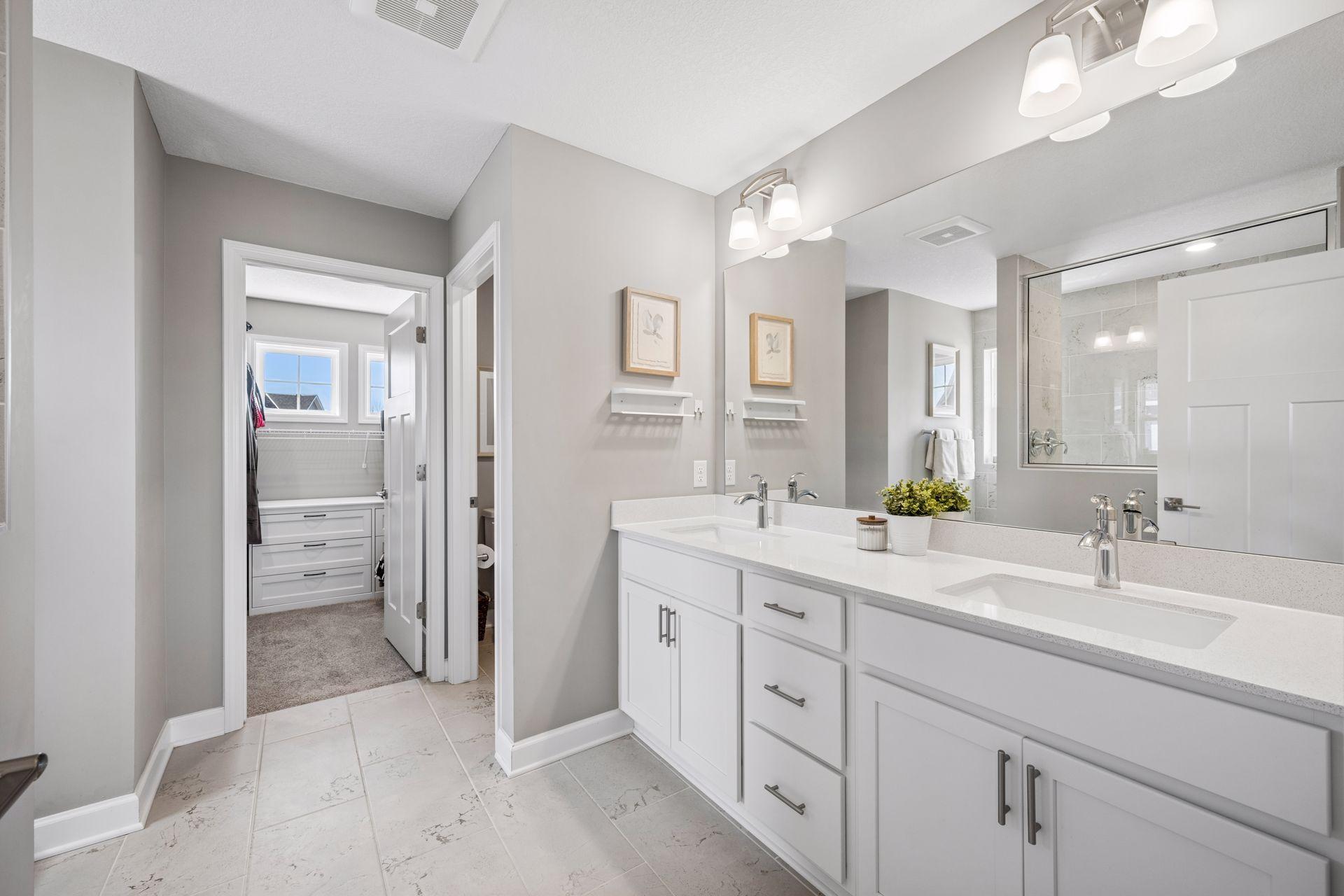 6582 Bridle Path