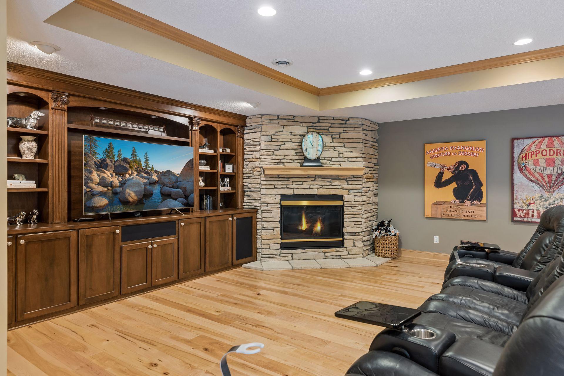 16465 Eagle Ridge Drive