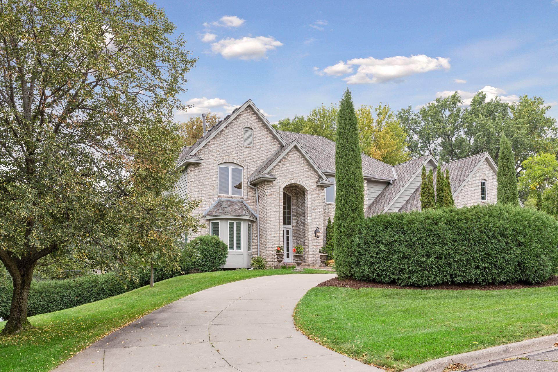 16465 Eagle Ridge Drive
