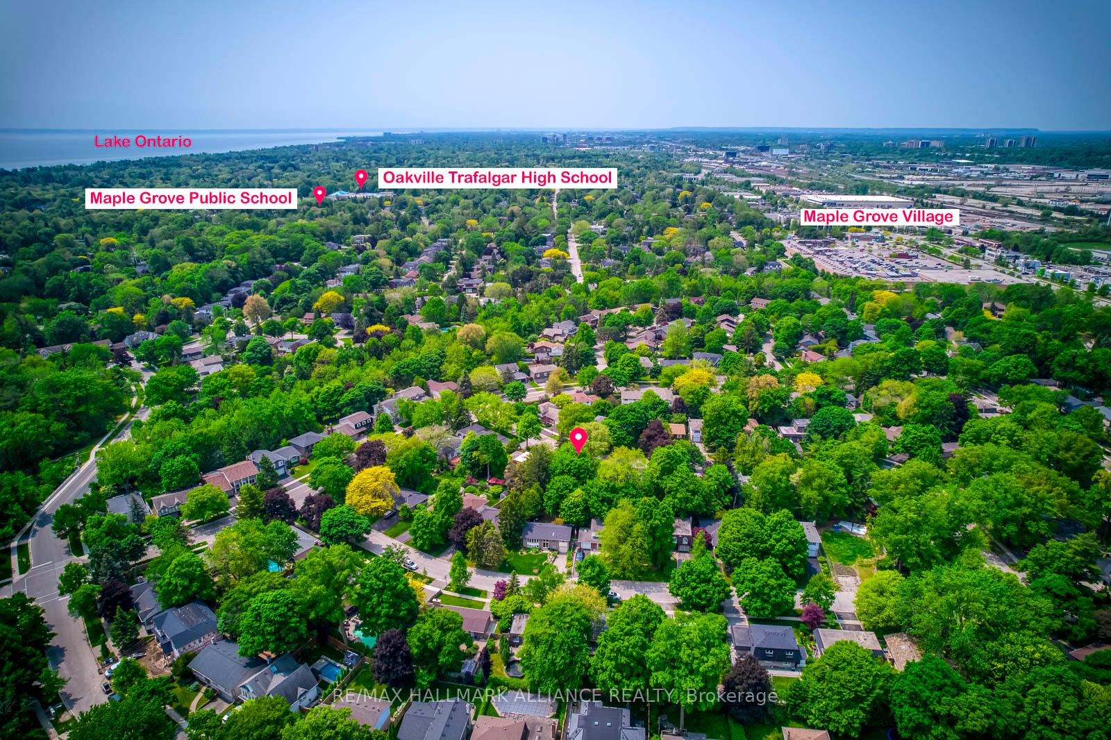 455 Canterbury Crescent