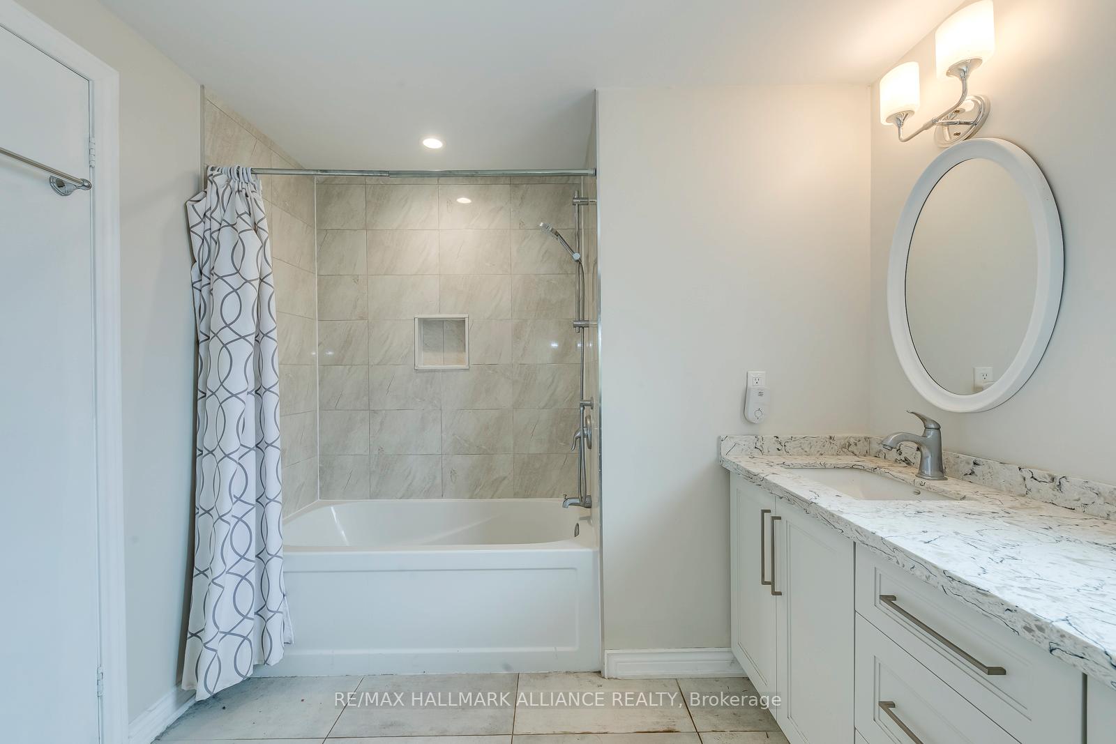 455 Canterbury Crescent