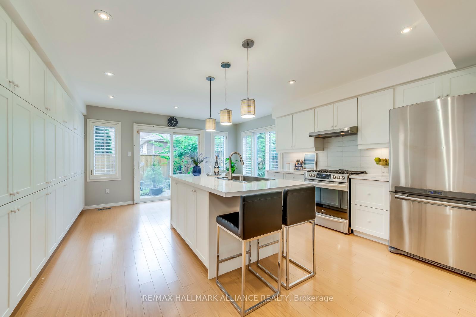 503 CARLISLE Court