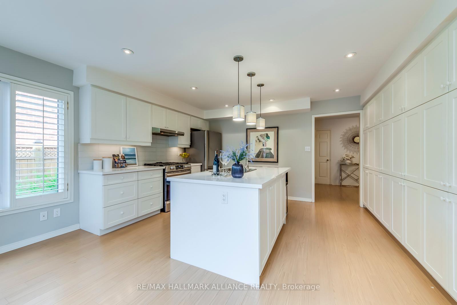 503 CARLISLE Court