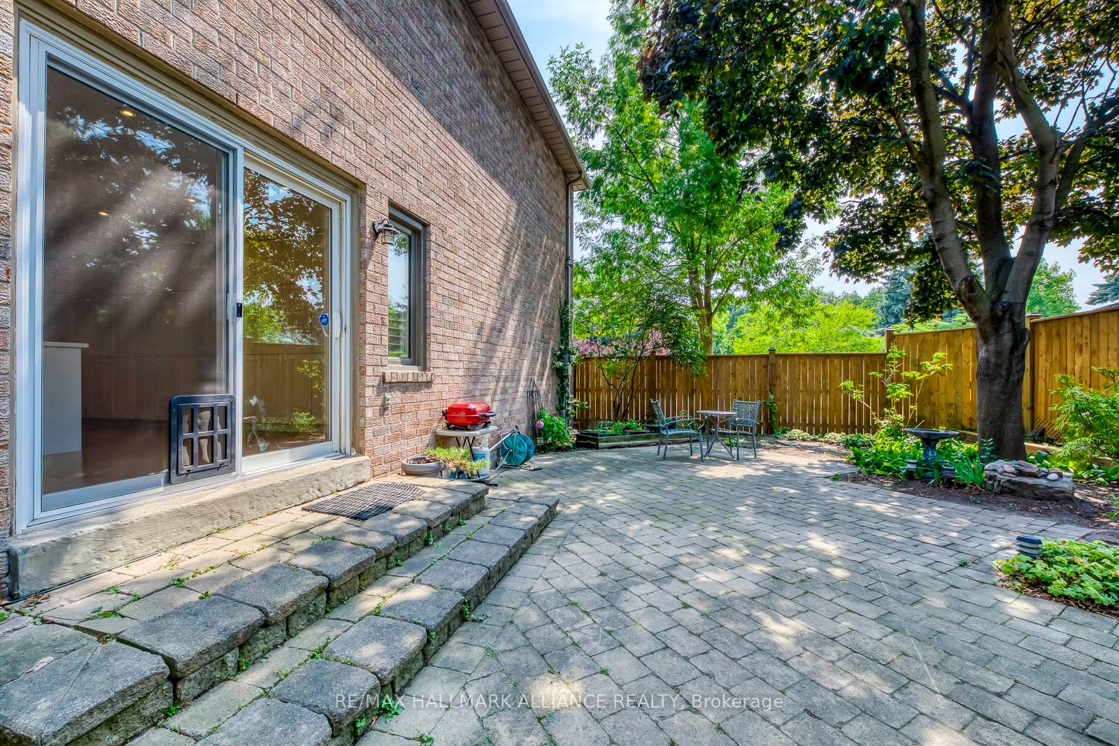 503 CARLISLE Court