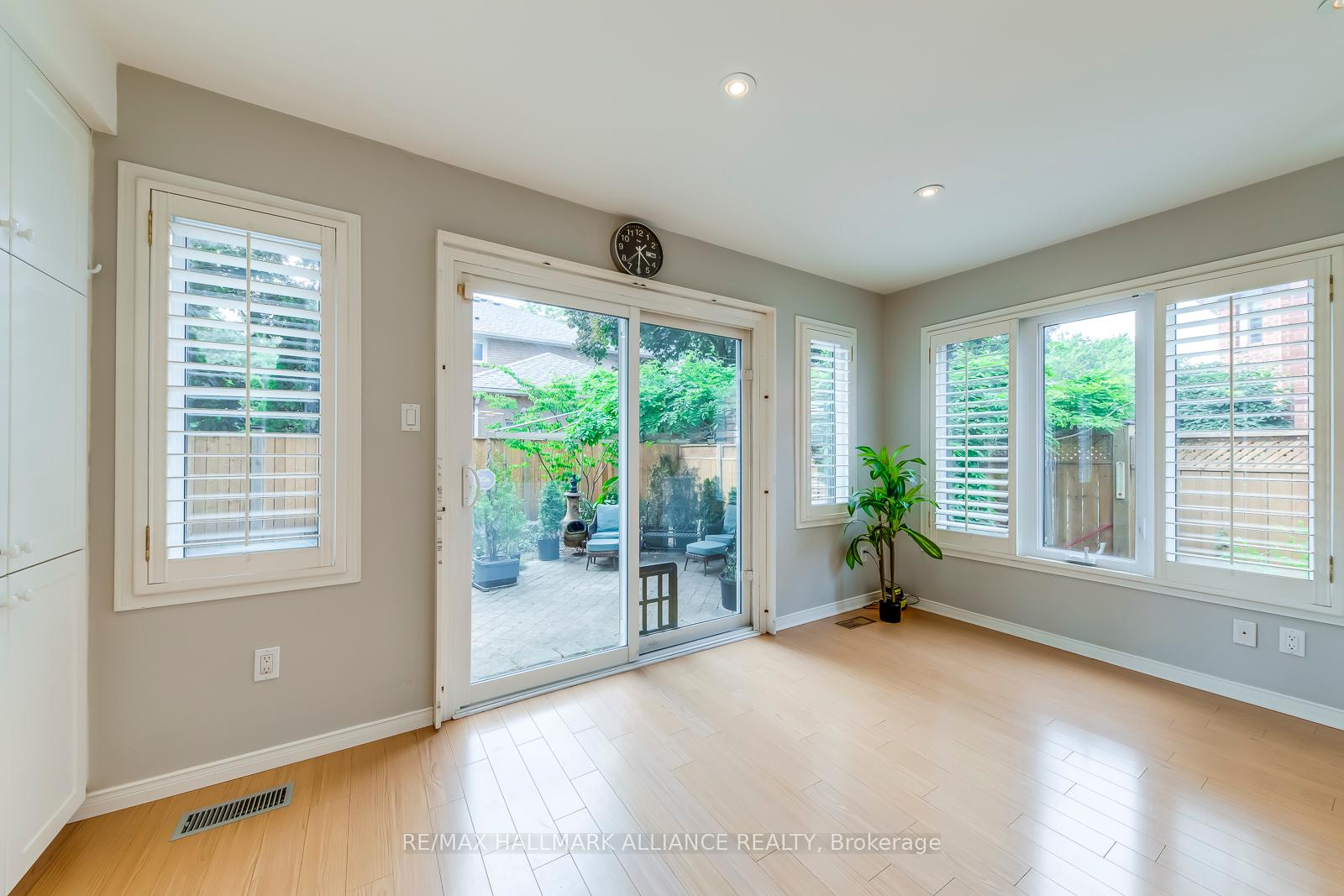 503 CARLISLE Court