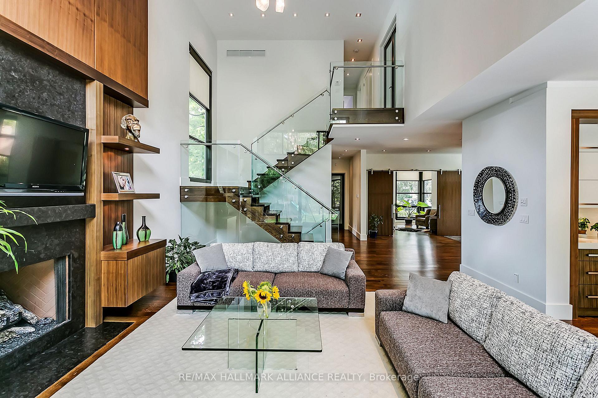 363 Morrison Road