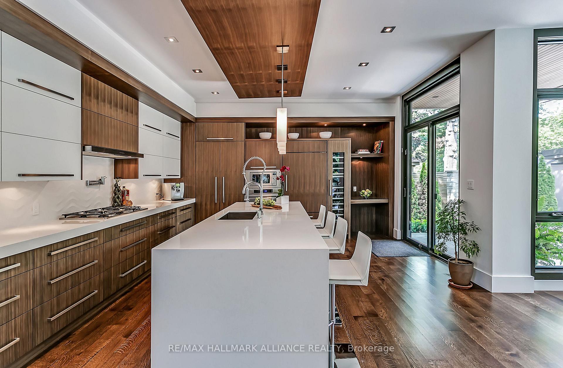 363 Morrison Road