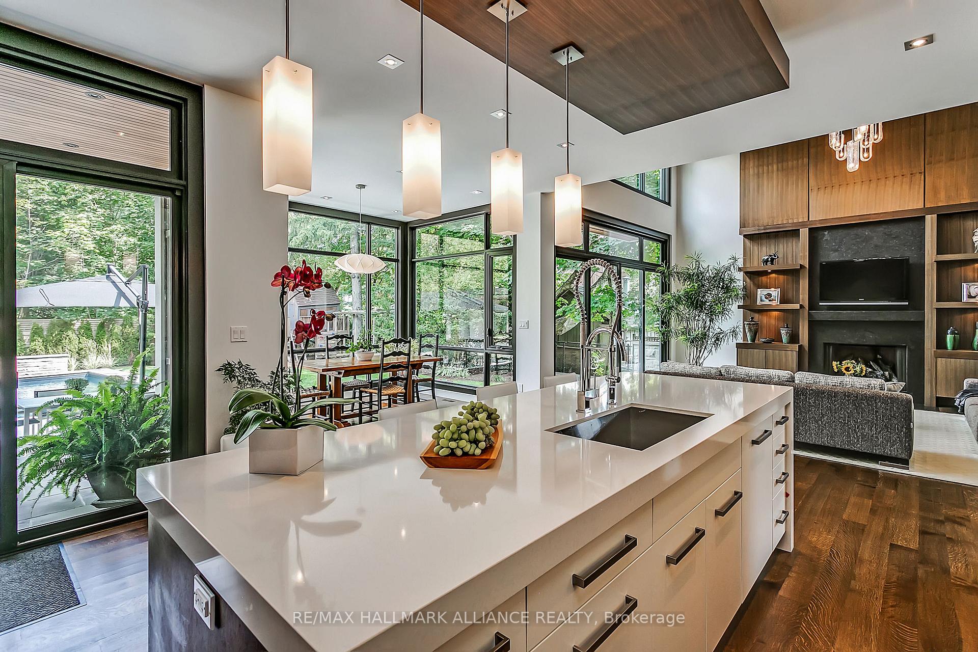 363 Morrison Road