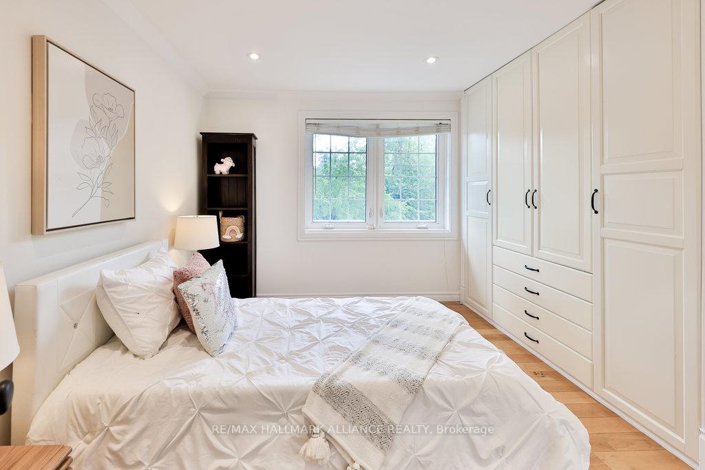 1316 Cambridge Drive