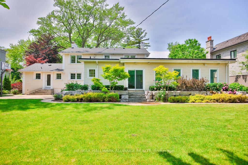 1316 Cambridge Drive