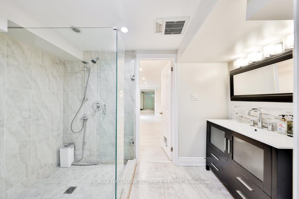 1316 Cambridge Drive