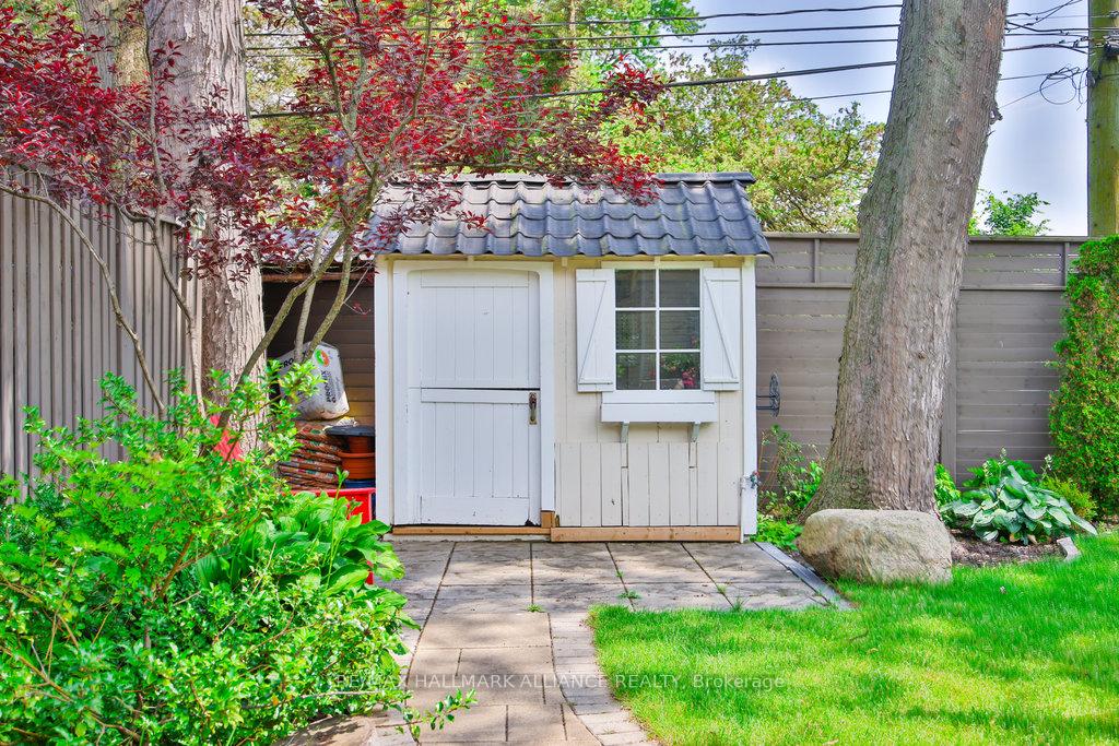 1316 Cambridge Drive