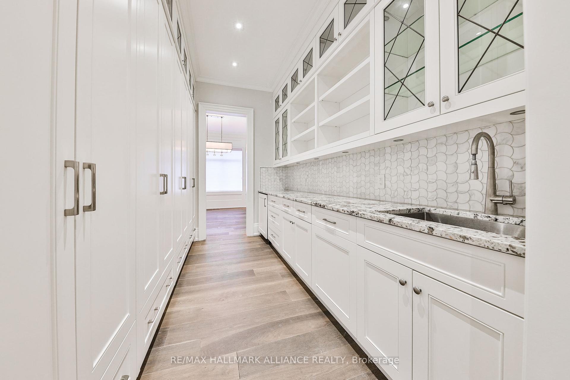 482 Morrison Road