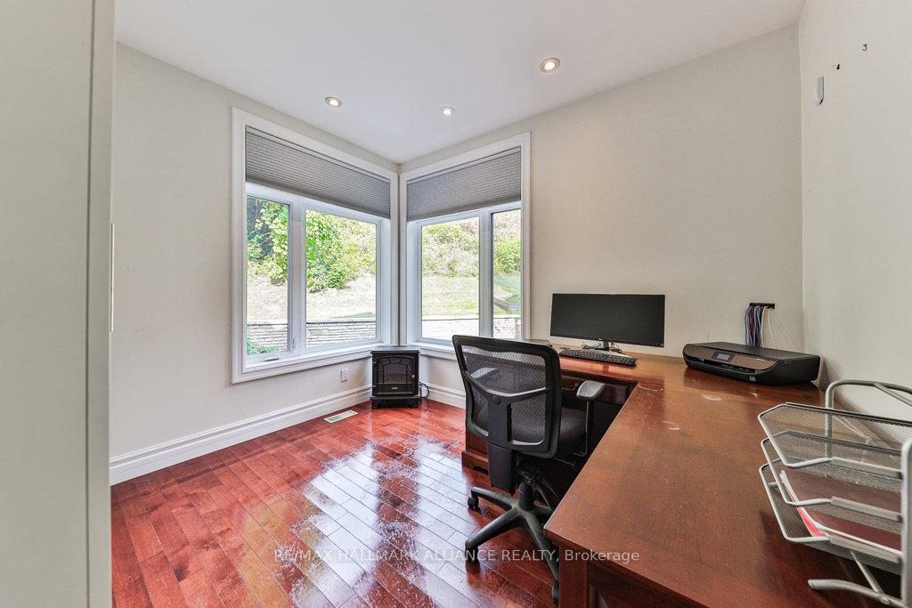 1200 Bronte Road