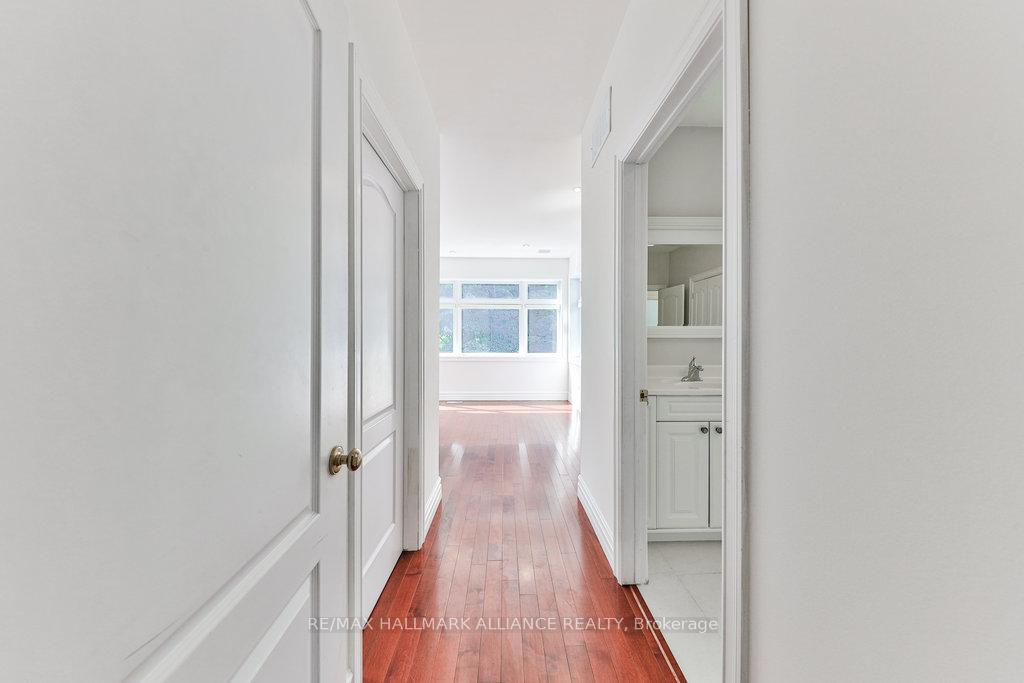 1200 Bronte Road