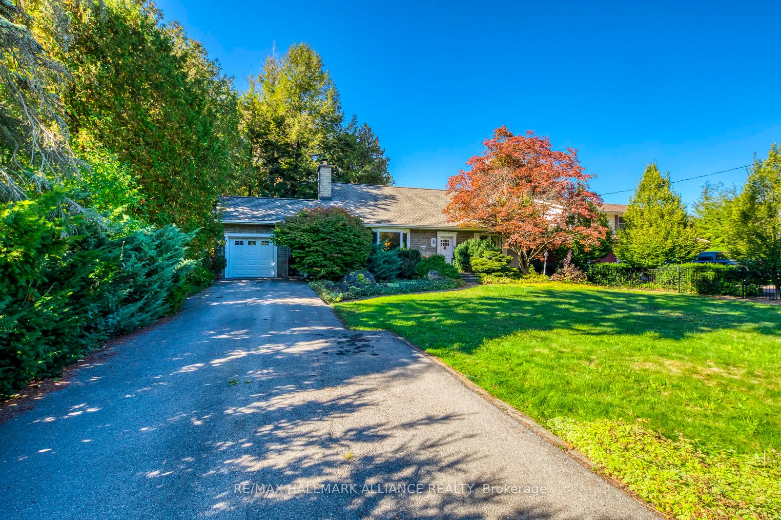 4447 Lakeshore Road