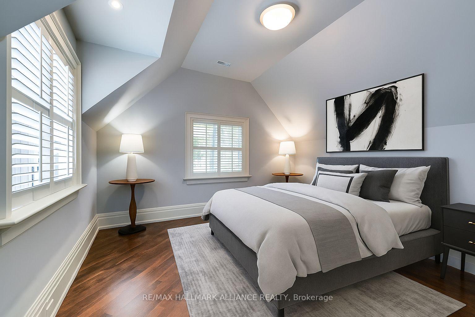 138 DIANNE Avenue, Oakville