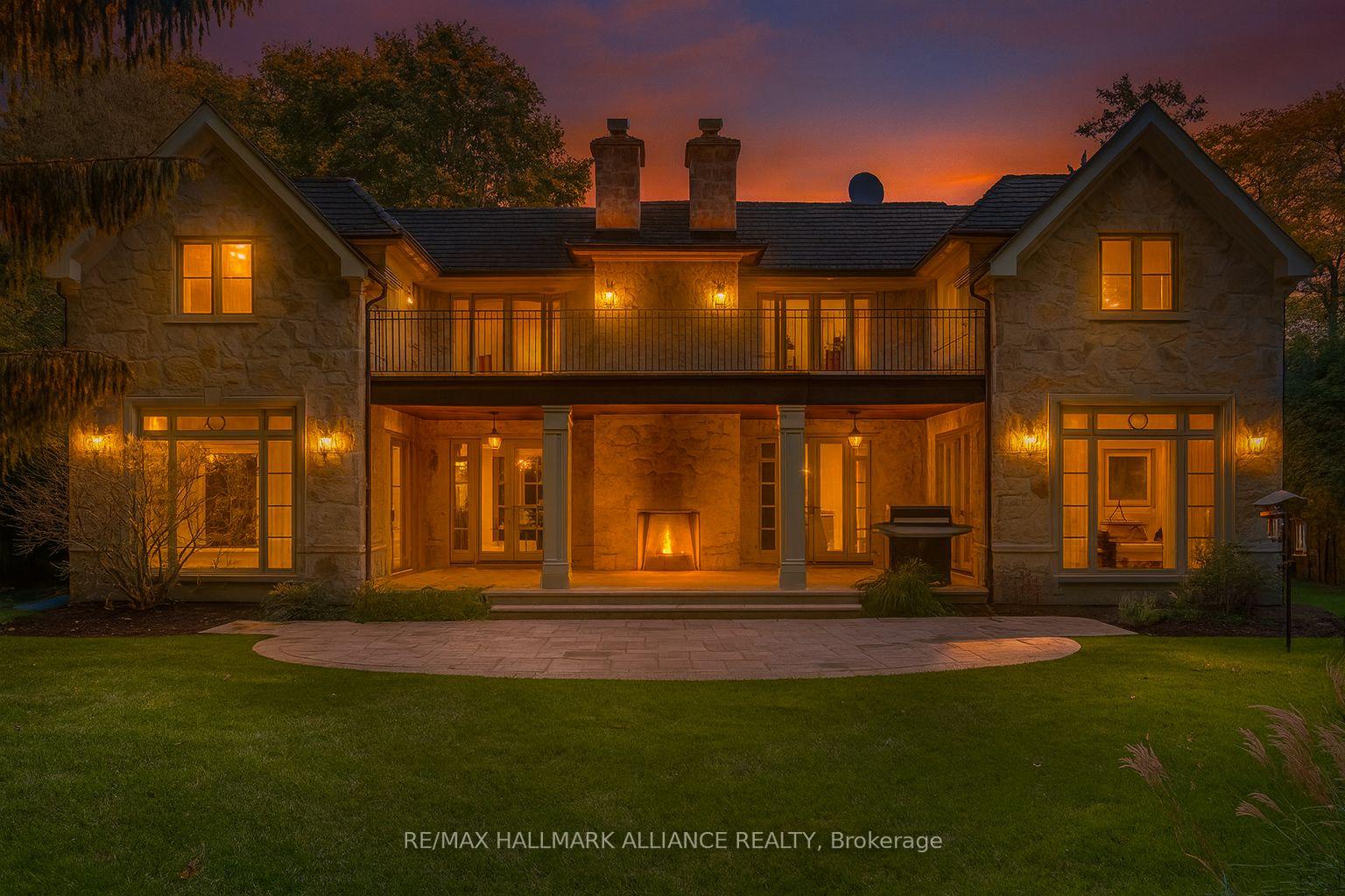 138 DIANNE Avenue, Oakville