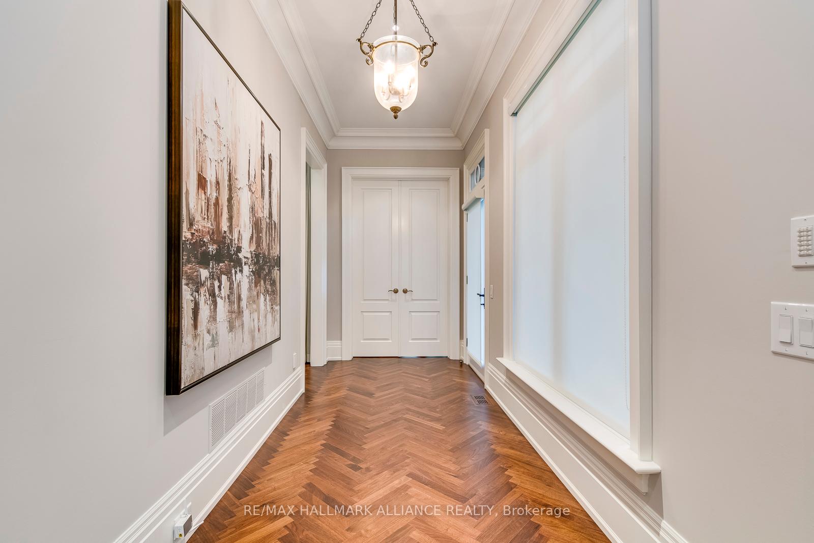 138 DIANNE Avenue, Oakville