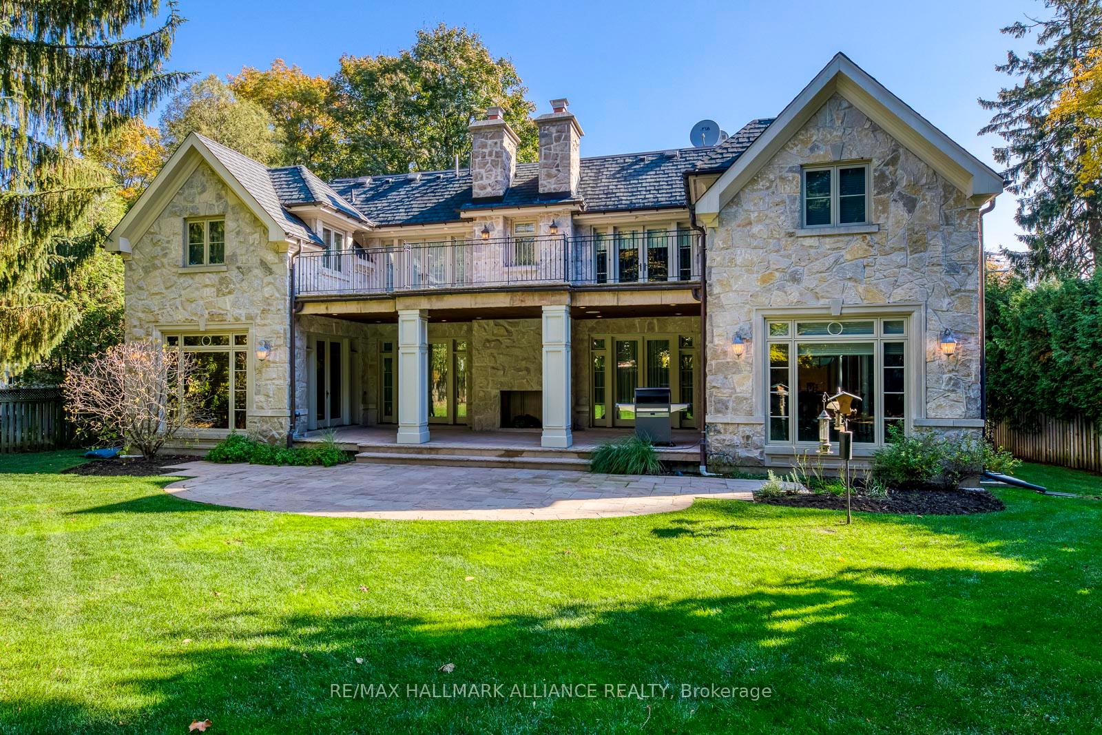 138 DIANNE Avenue, Oakville