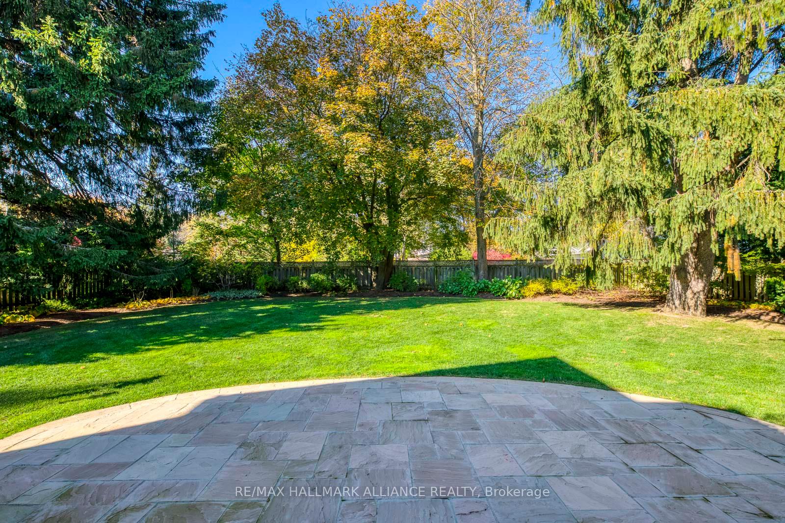 138 DIANNE Avenue, Oakville