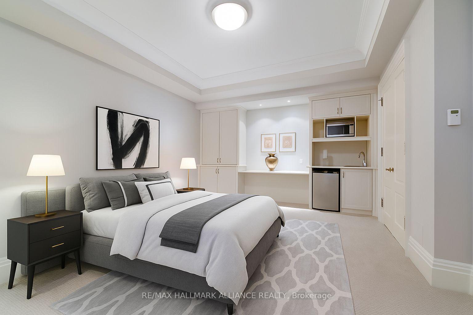 138 DIANNE Avenue, Oakville