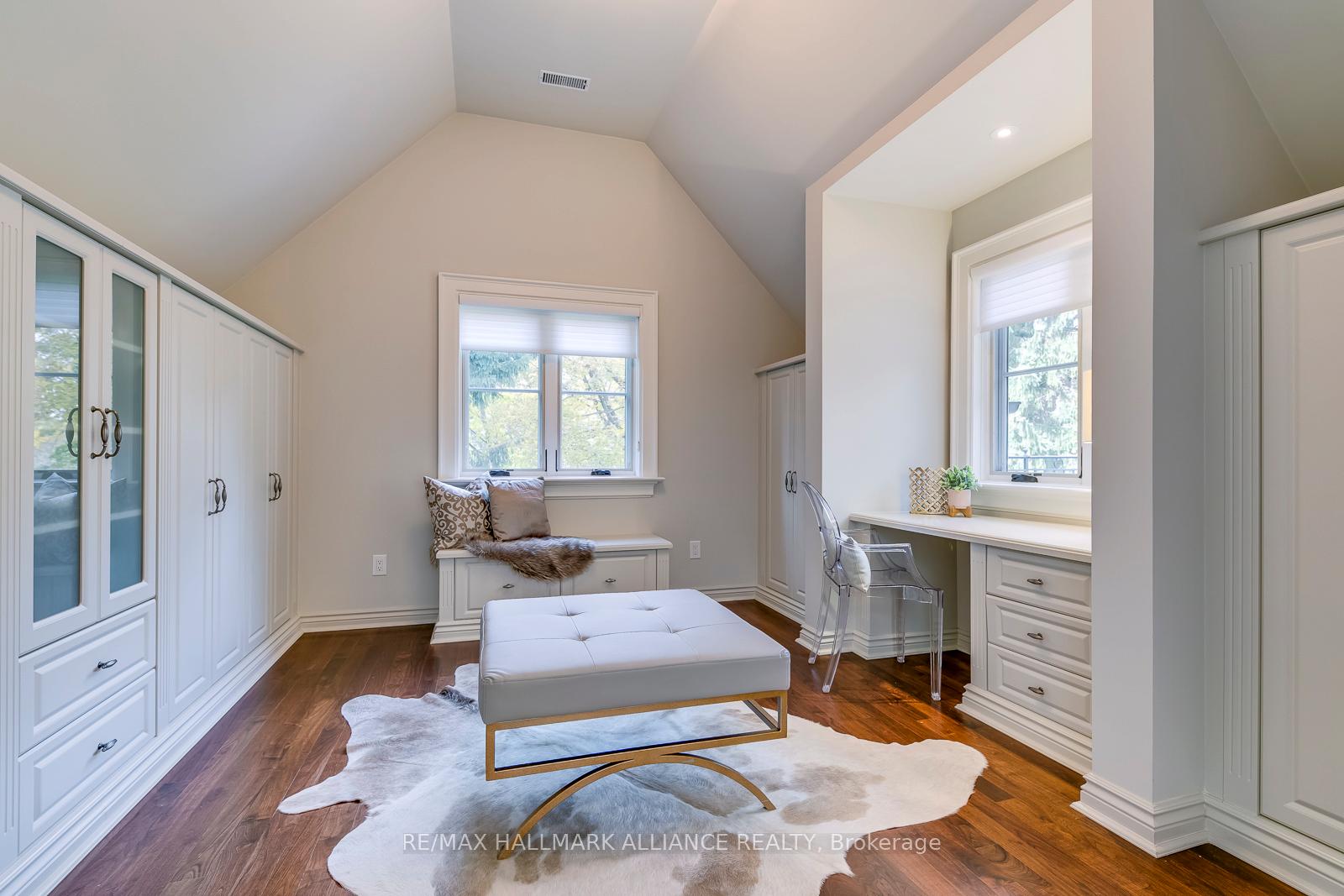 138 DIANNE Avenue, Oakville