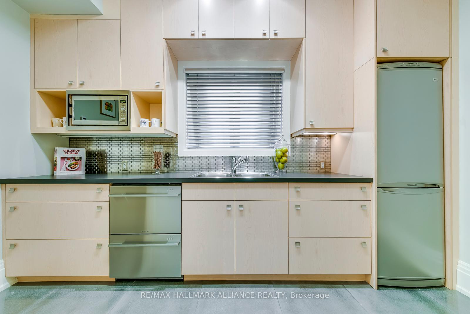 138 DIANNE Avenue, Oakville