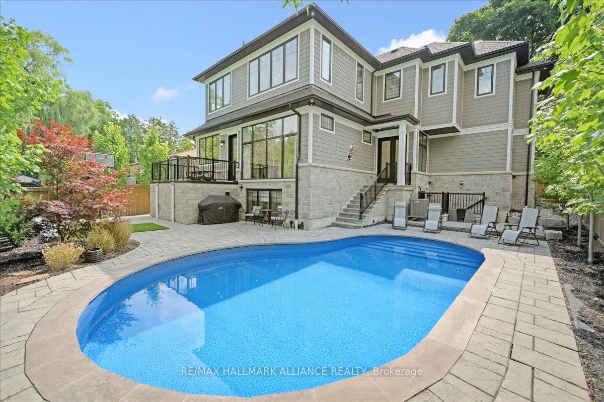 1225 Baldwin Drive, Oakville