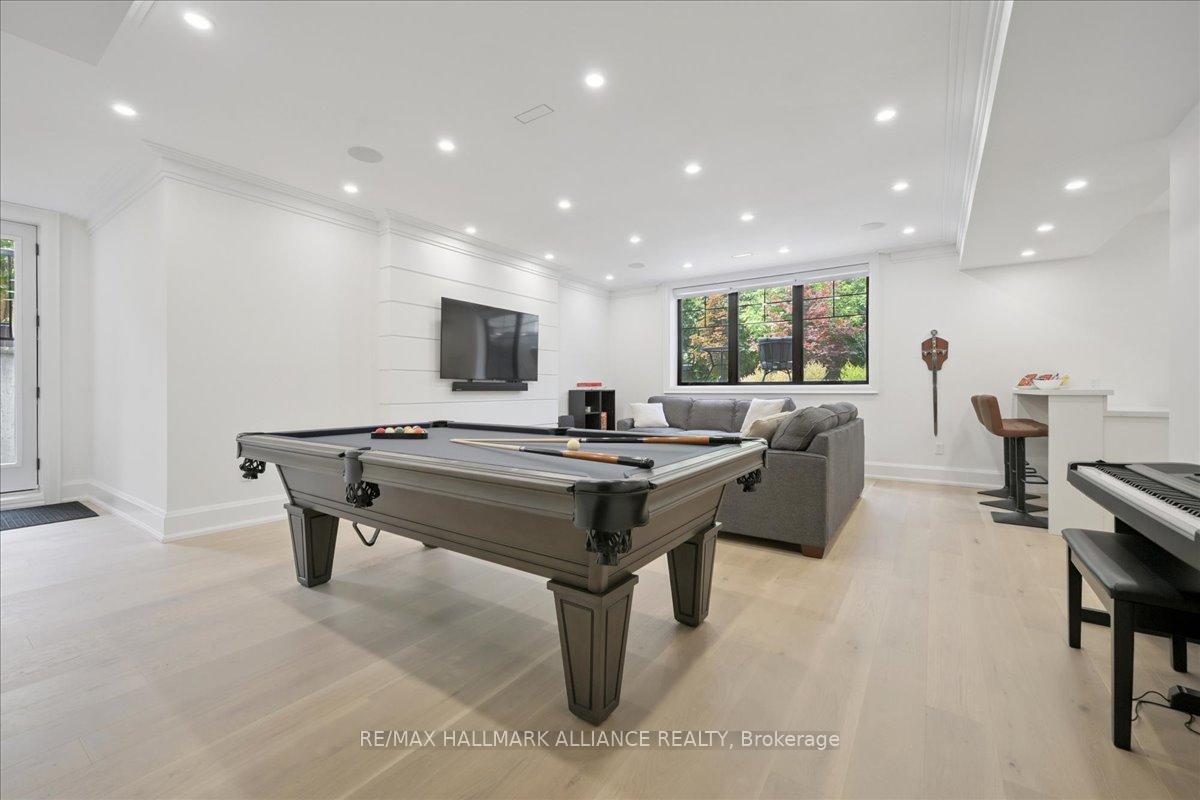 1225 Baldwin Drive, Oakville