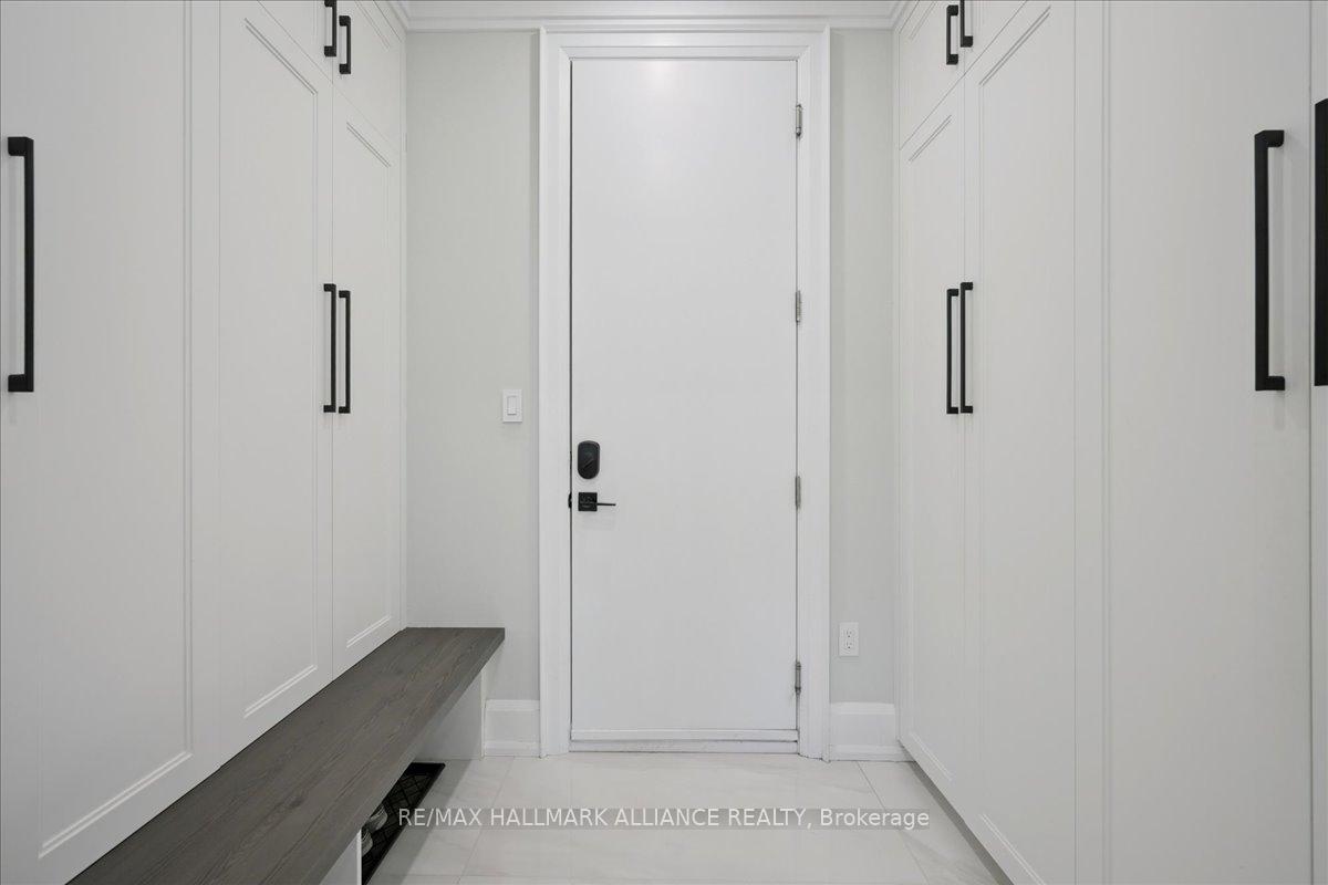 1225 Baldwin Drive, Oakville