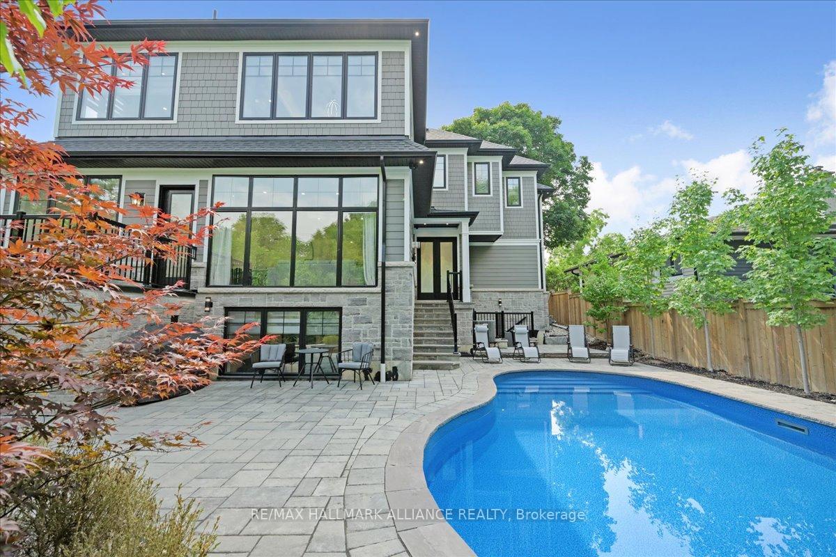 1225 Baldwin Drive, Oakville