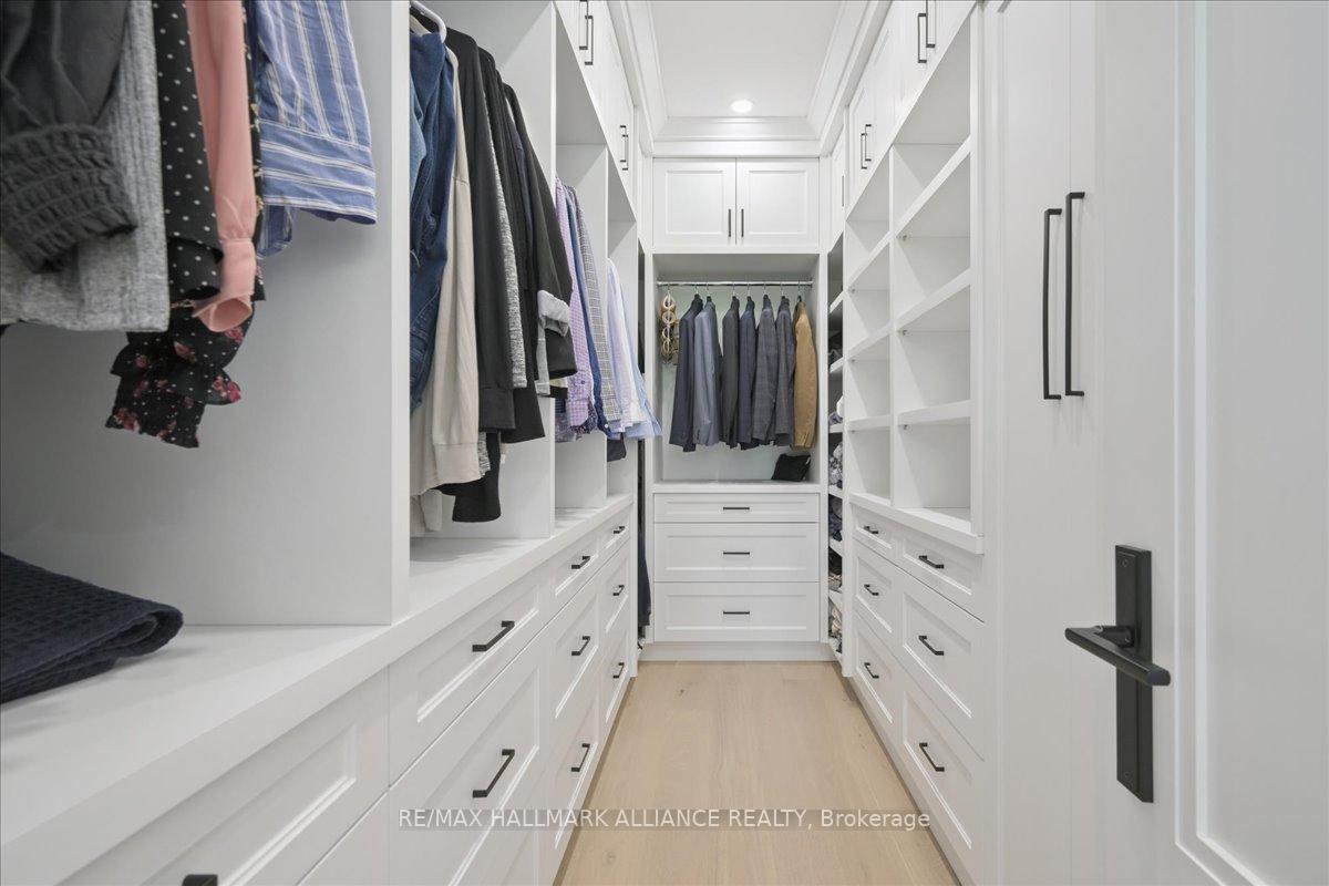 1225 Baldwin Drive, Oakville