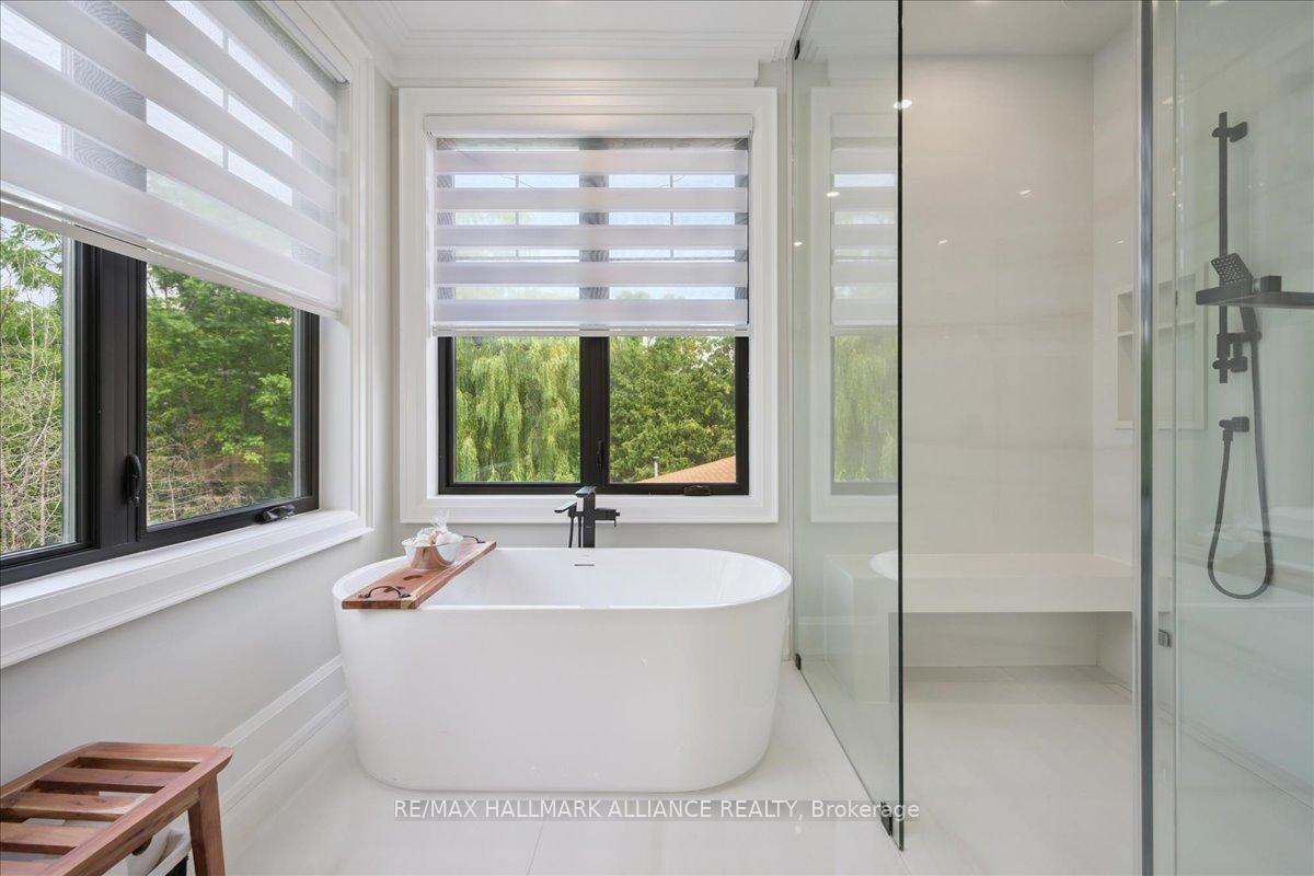 1225 Baldwin Drive, Oakville