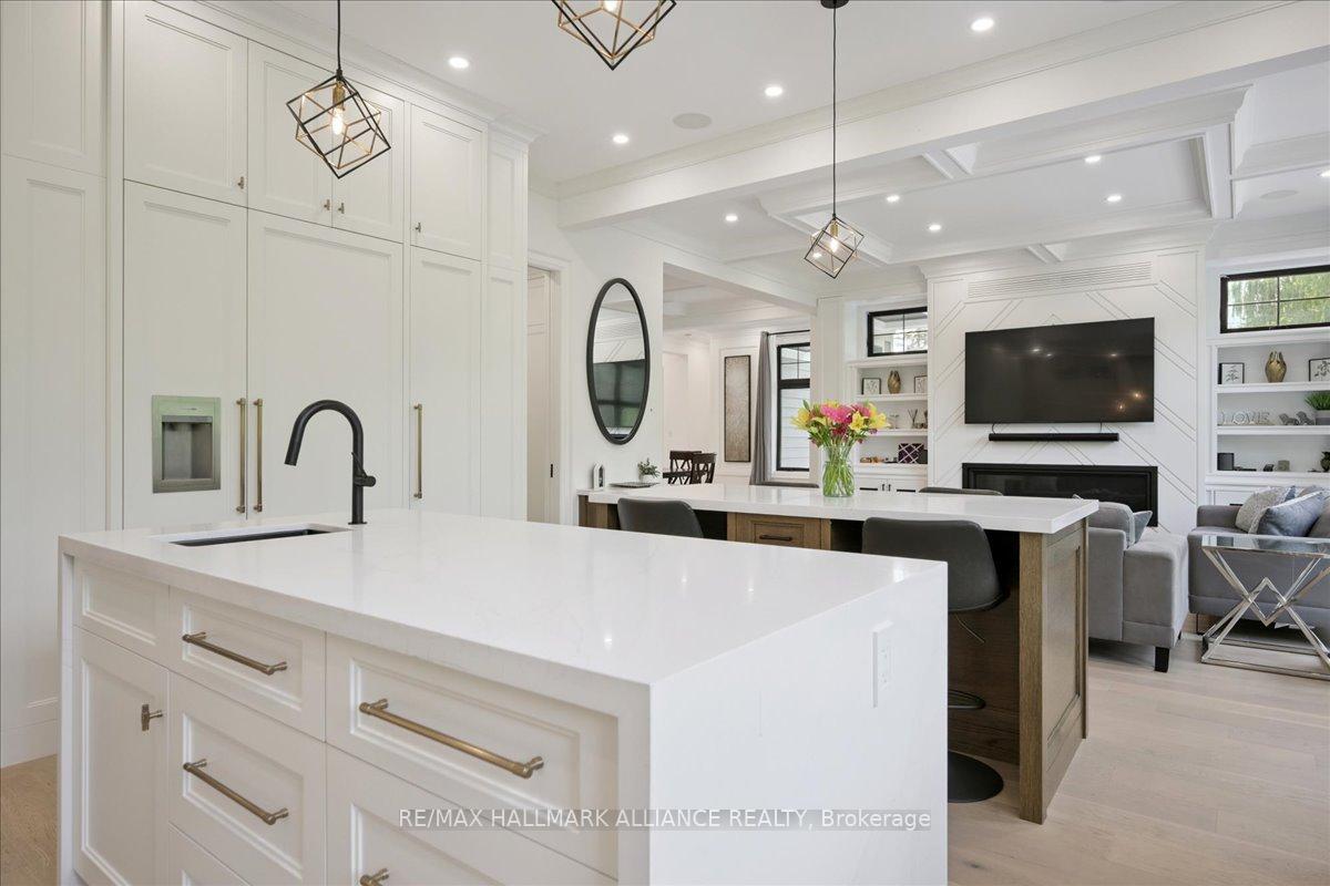 1225 Baldwin Drive, Oakville