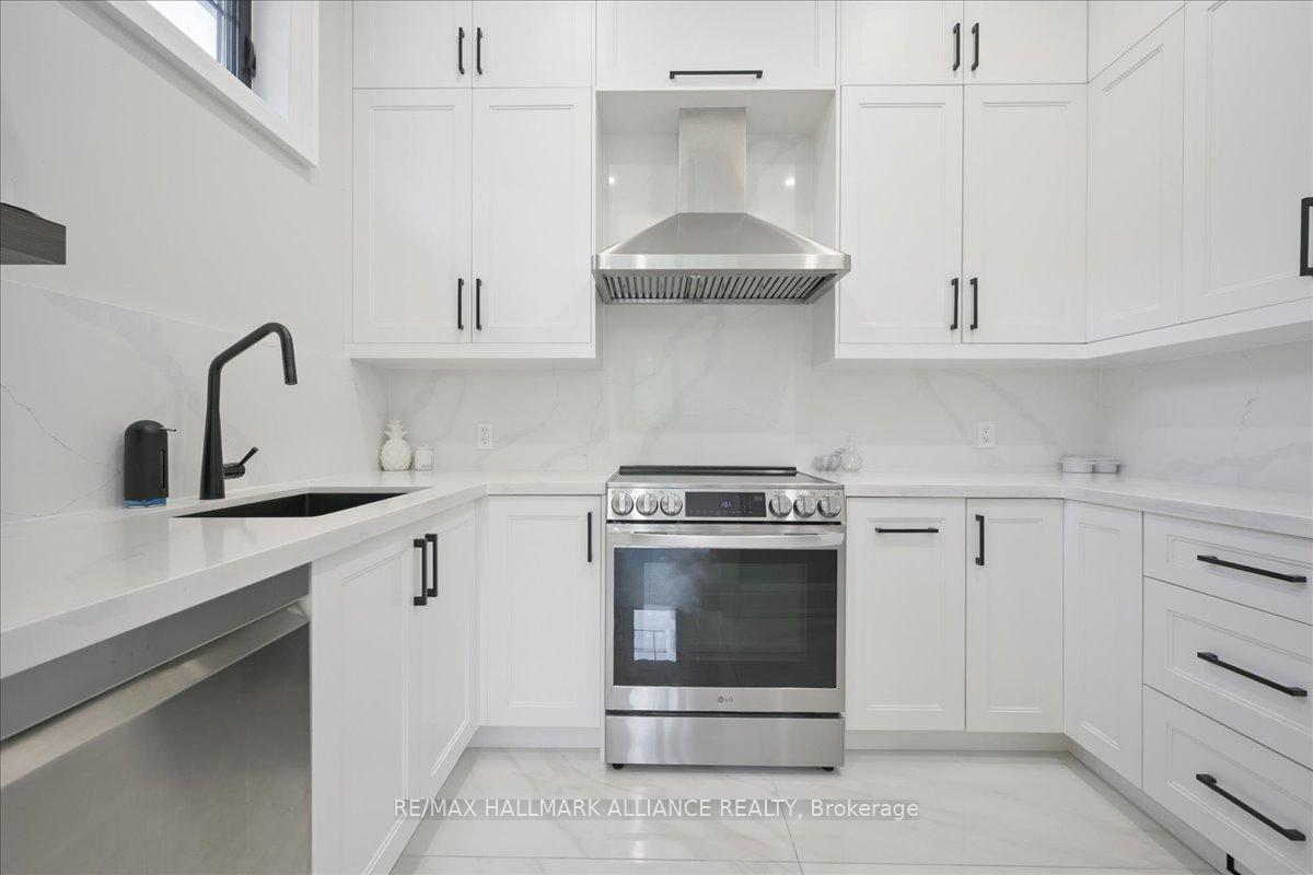 1225 Baldwin Drive, Oakville