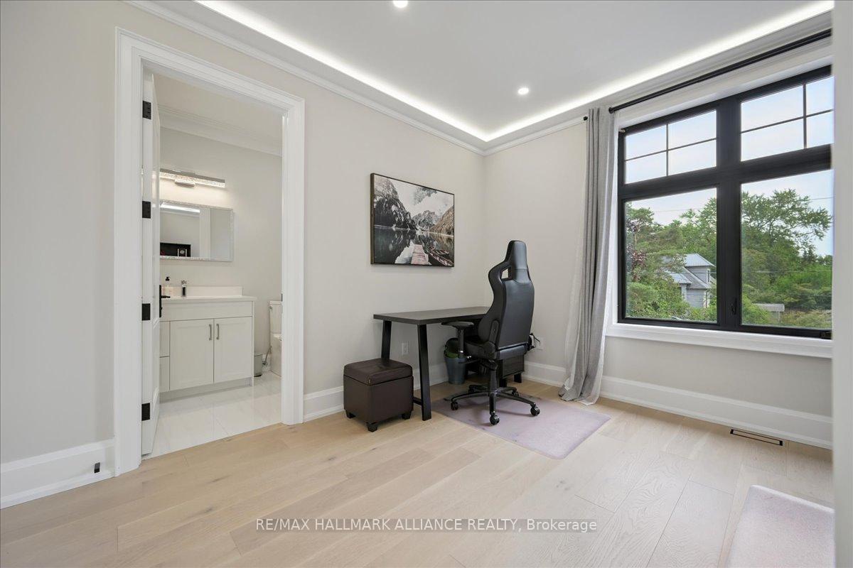 1225 Baldwin Drive, Oakville