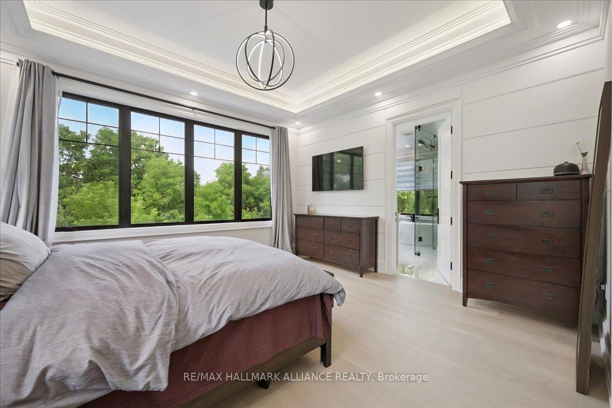 1225 Baldwin Drive, Oakville