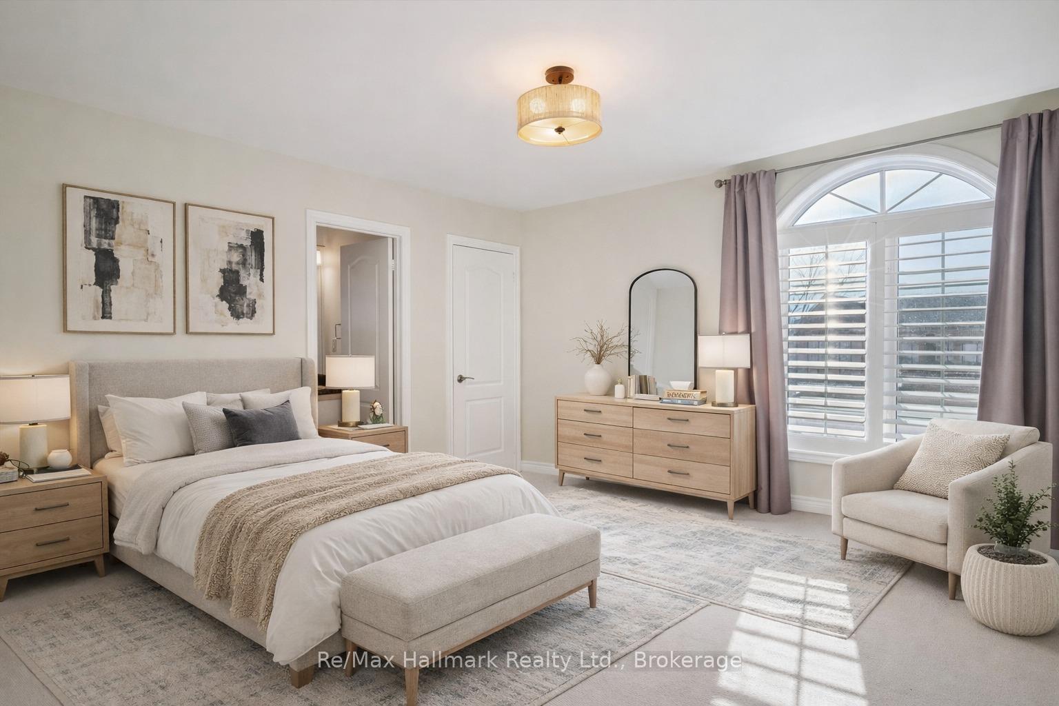 247 Beechtree Crescent, Oakville, ON L6L 0A5