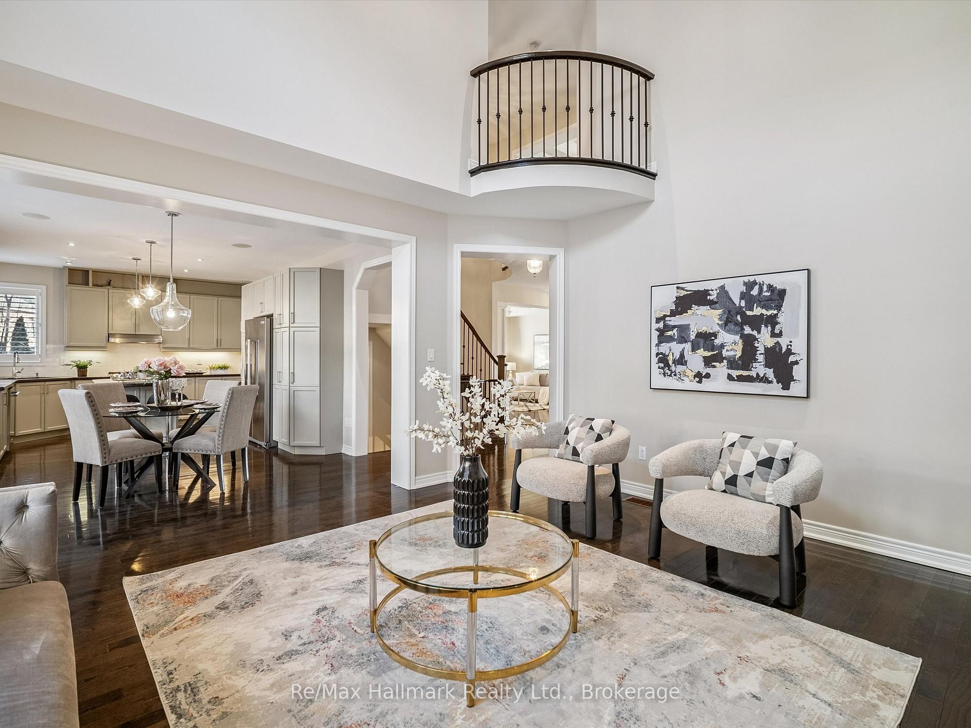 247 Beechtree Crescent, Oakville, ON L6L 0A5