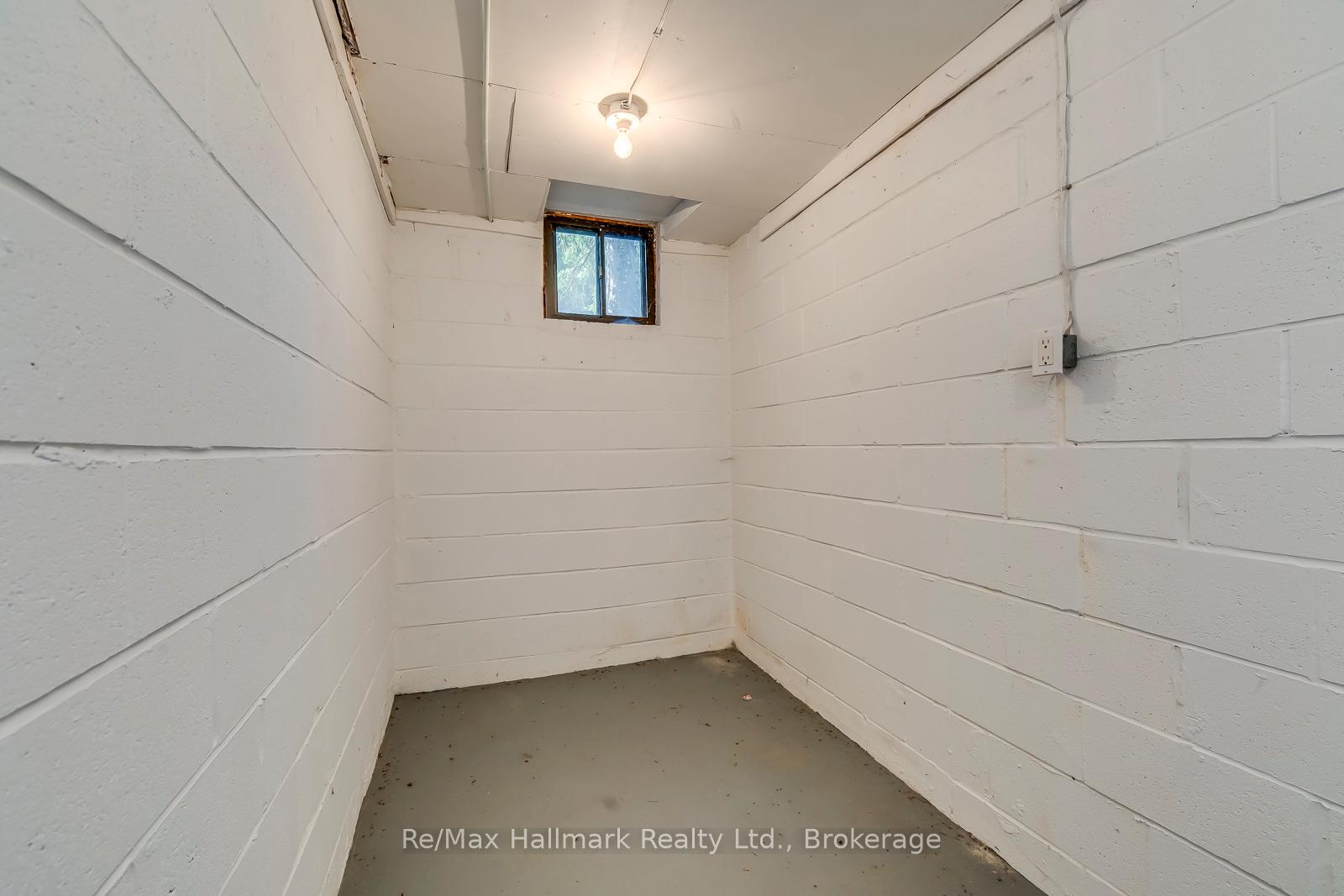 494 Chartwell Road