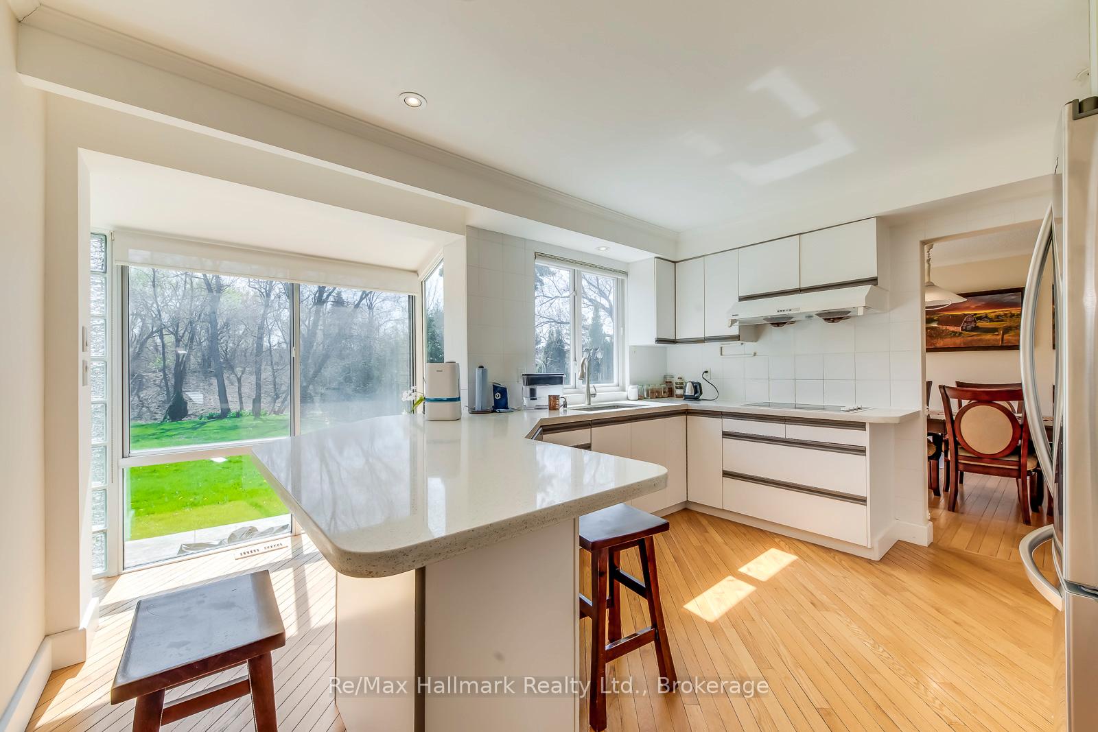 494 Chartwell Road