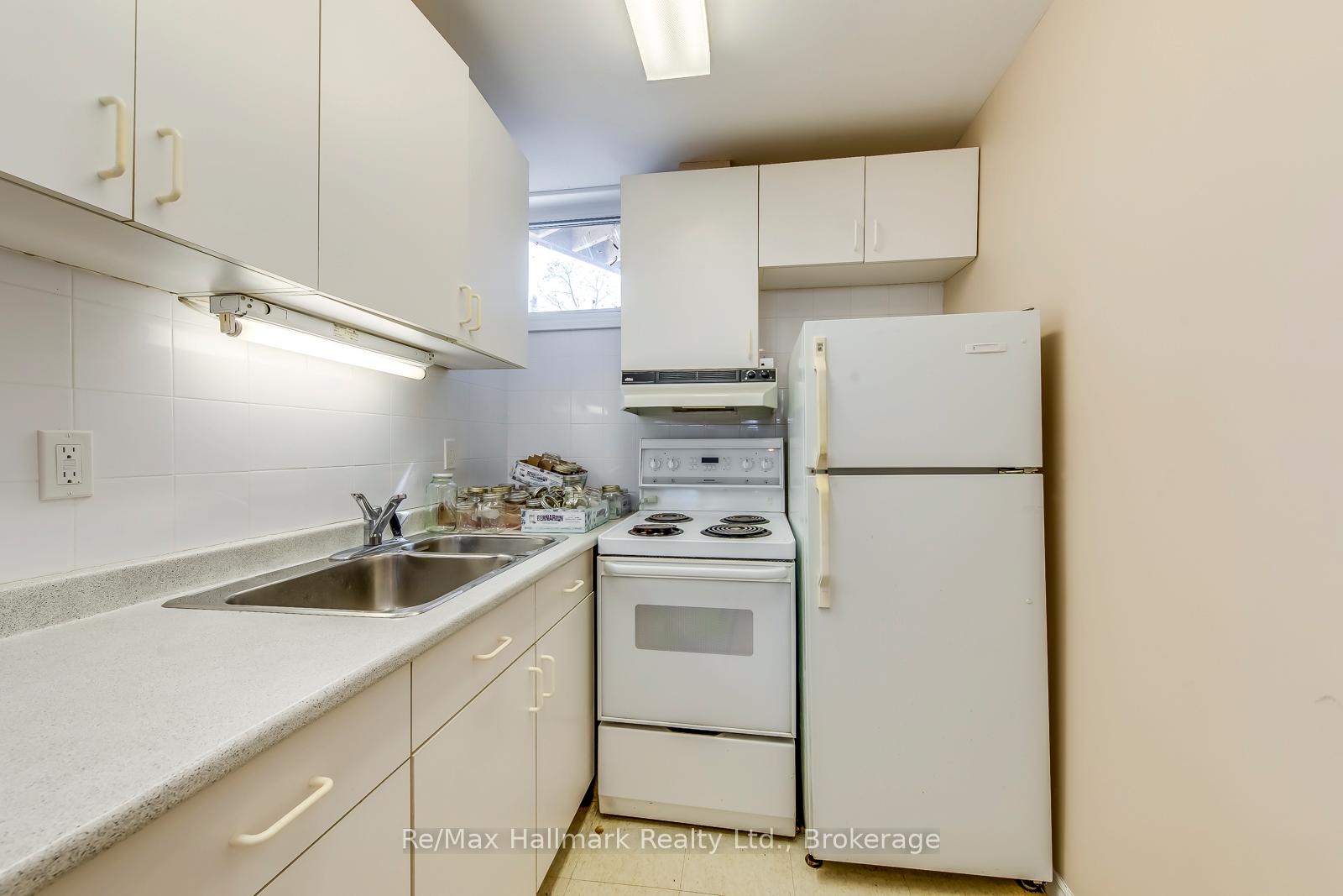494 Chartwell Road