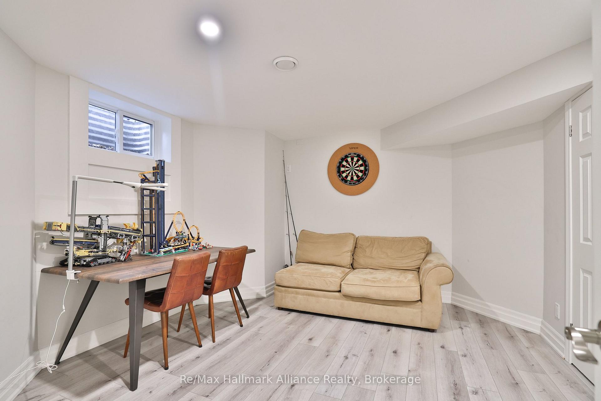 1335 Cambridge Drive