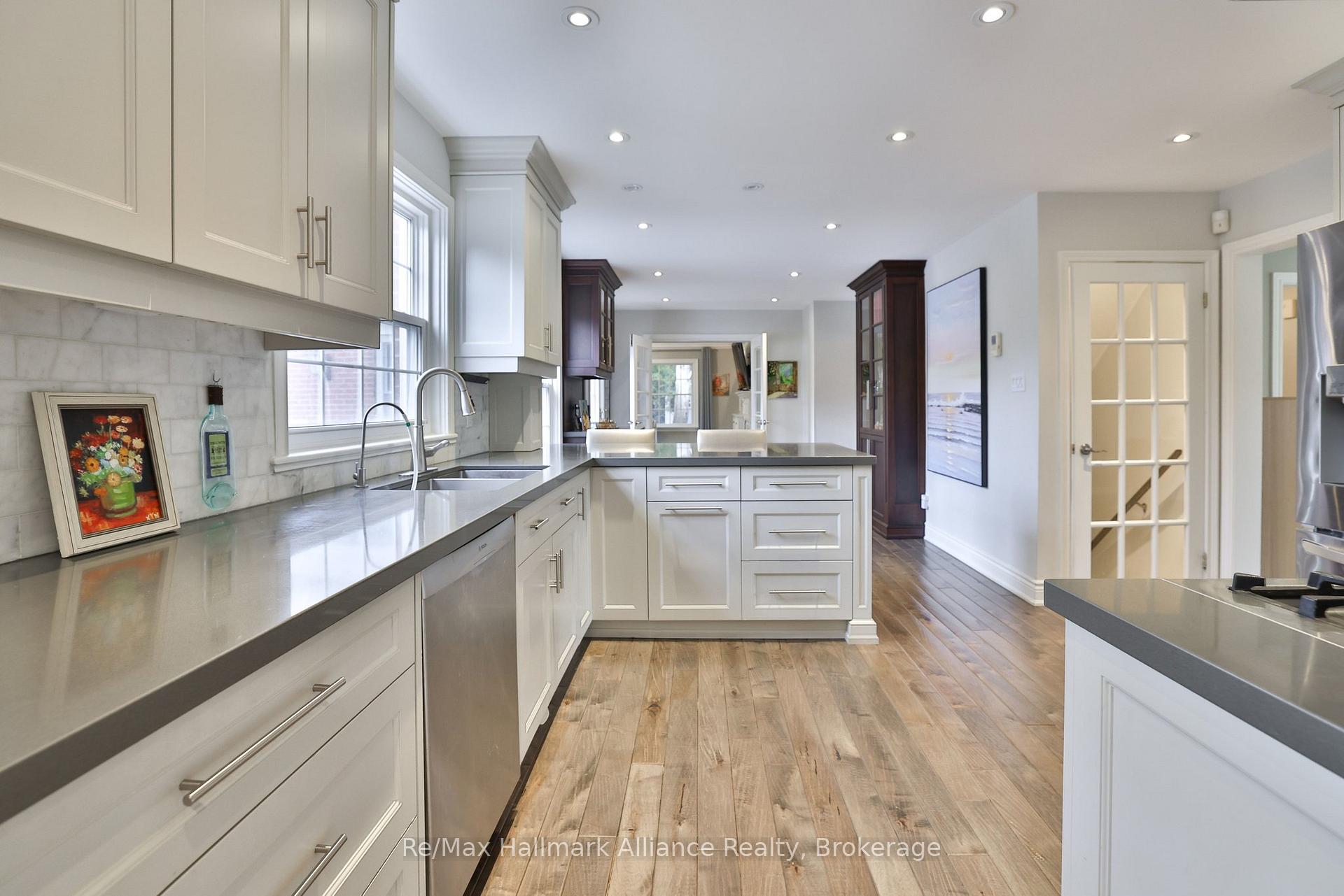 1335 Cambridge Drive