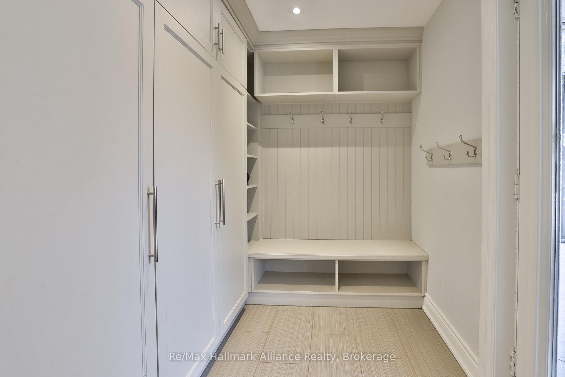 1335 Cambridge Drive