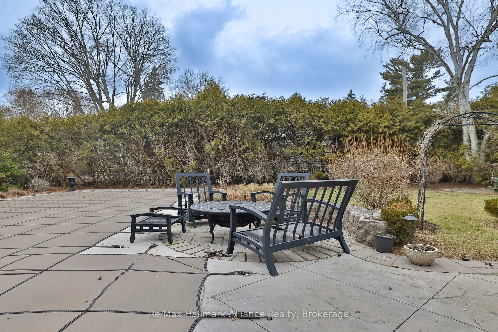 1335 Cambridge Drive