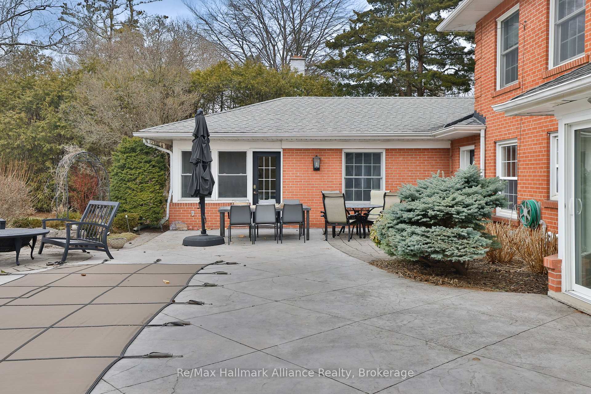 1335 Cambridge Drive