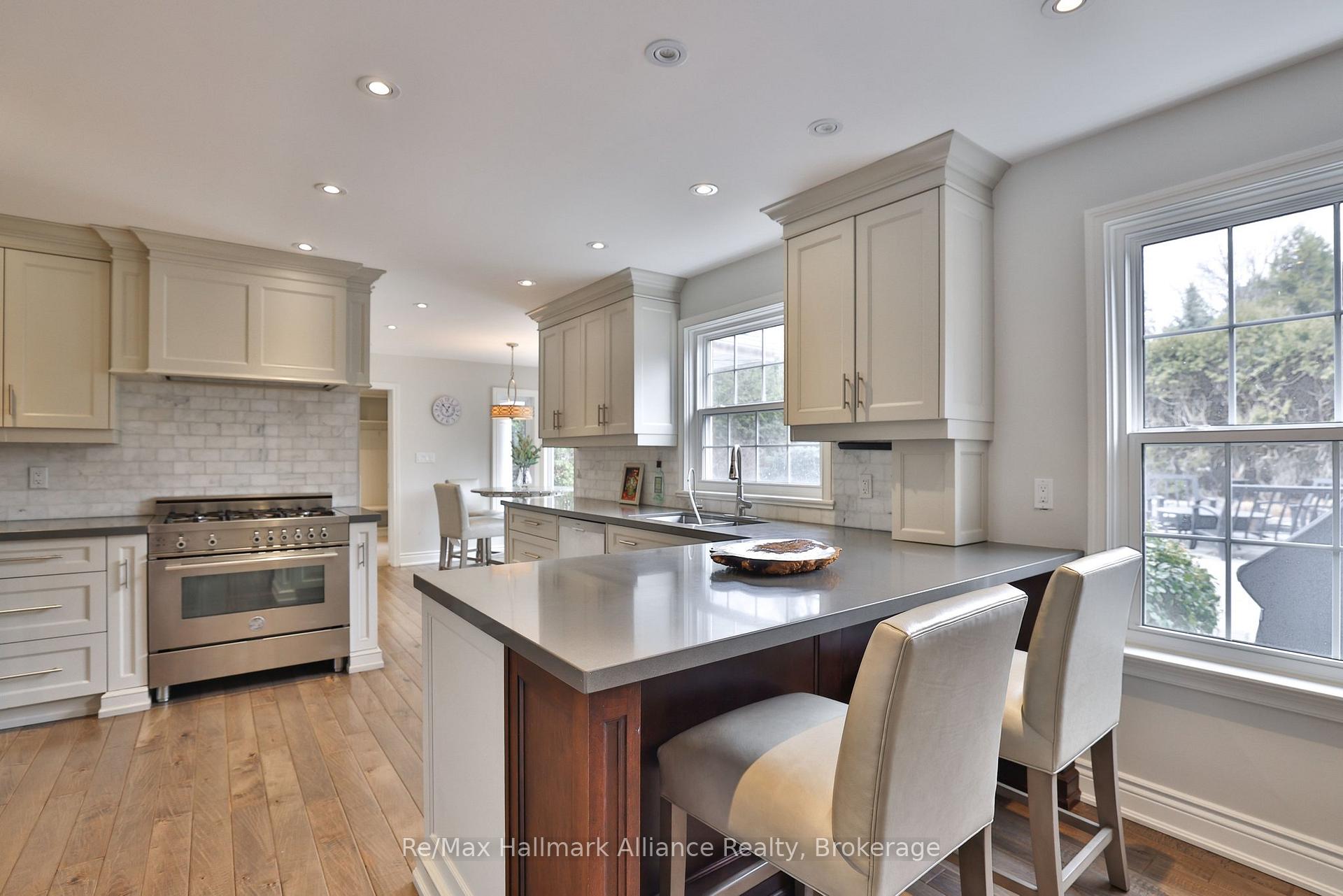 1335 Cambridge Drive