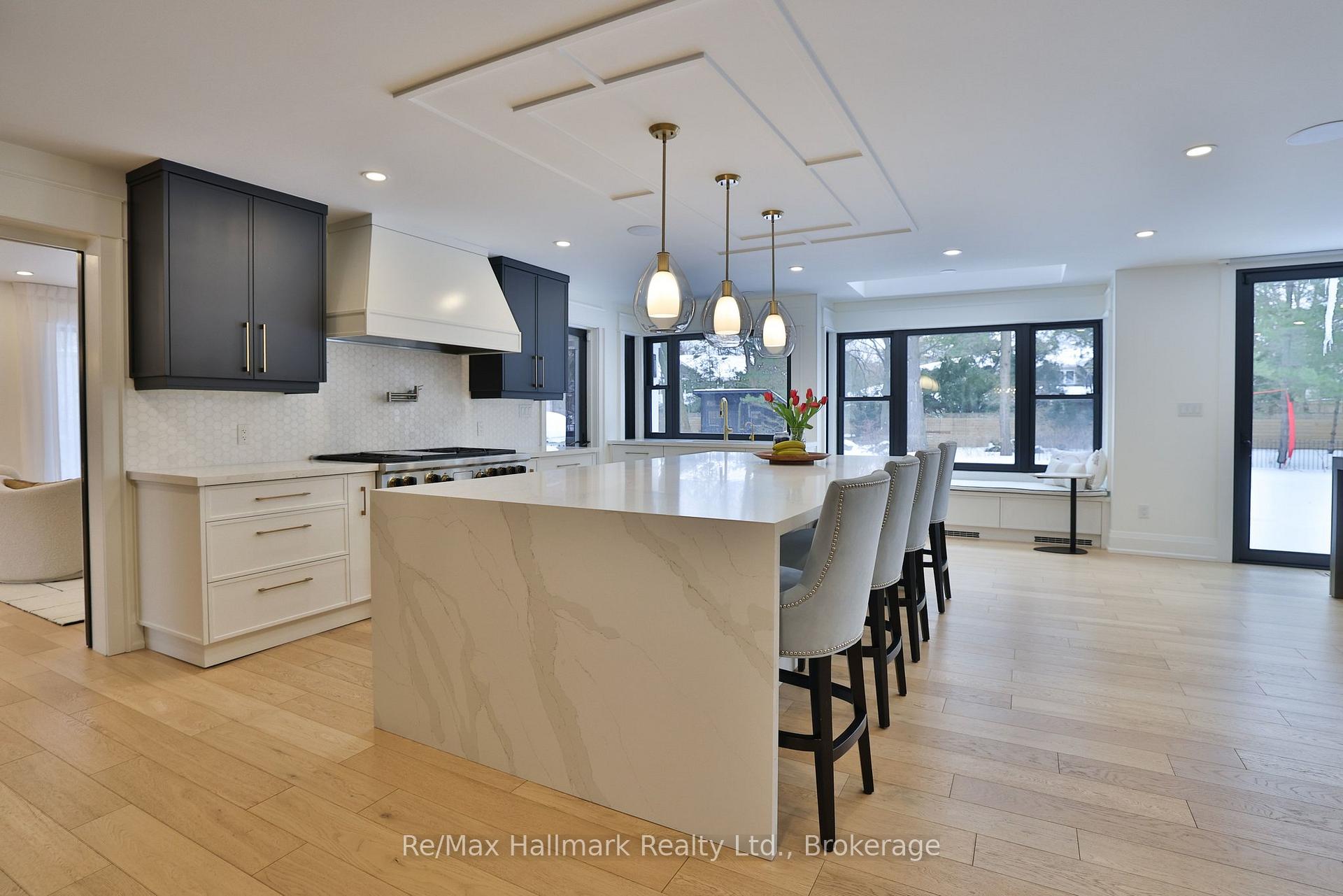 200 Chartwell Road